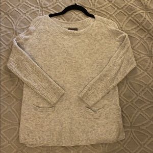 Abercrombie & Fitch heather gray sweater